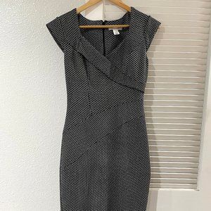White House Black Market Sz 2 B&W Dress